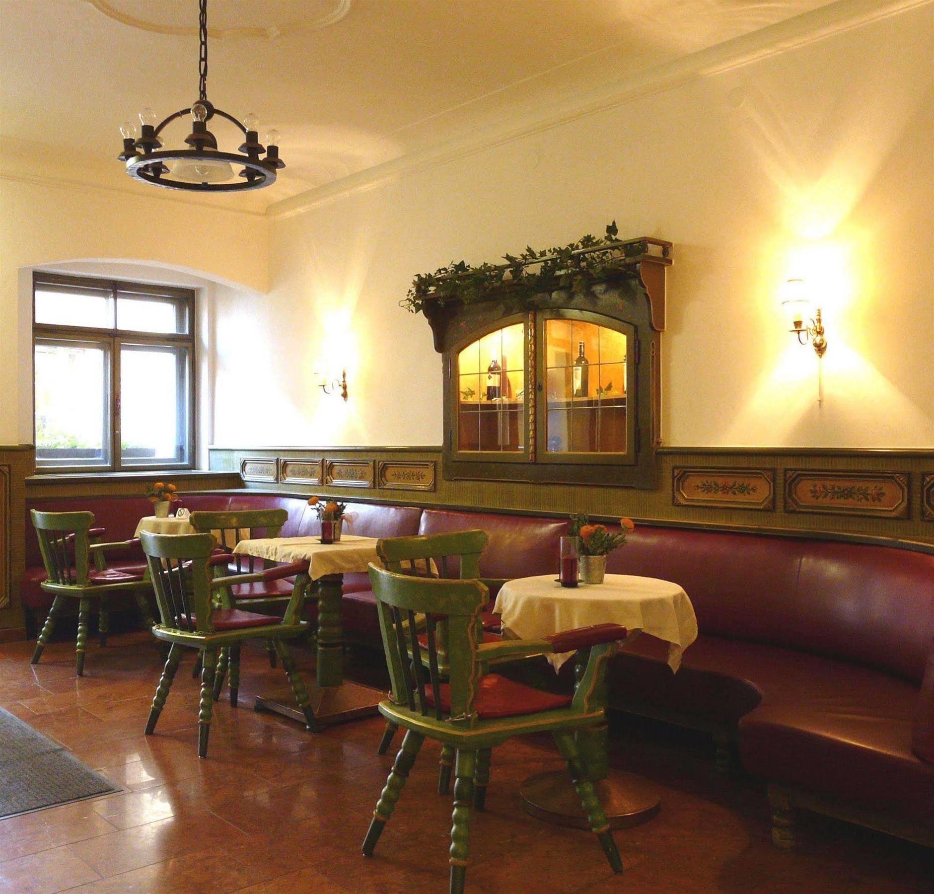 Hotel Schwarzes Roessl Salzburg Dış mekan fotoğraf