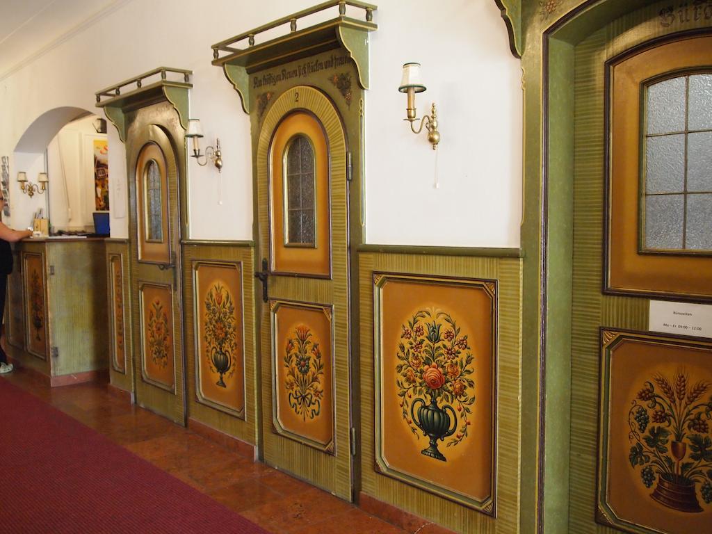 Hotel Schwarzes Roessl Salzburg Dış mekan fotoğraf