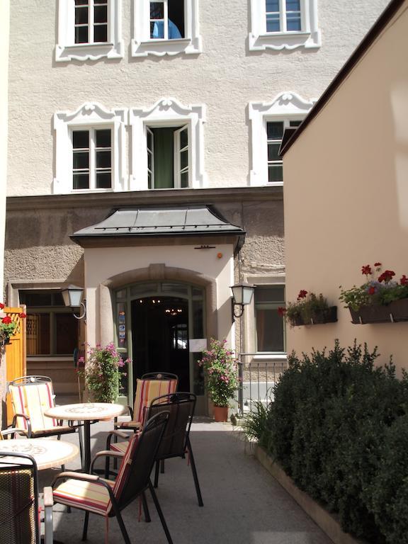 Hotel Schwarzes Roessl Salzburg Dış mekan fotoğraf