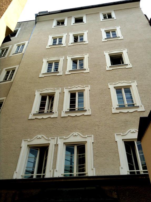 Hotel Schwarzes Roessl Salzburg Dış mekan fotoğraf
